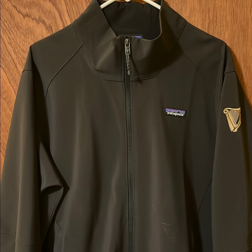Patagonia Men's Black Jacket